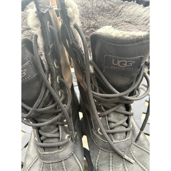 UGG Adirondack II Waterproof Insulated Black Gray Snow Boots – Women’s Size 7 - Picture 8 of 9